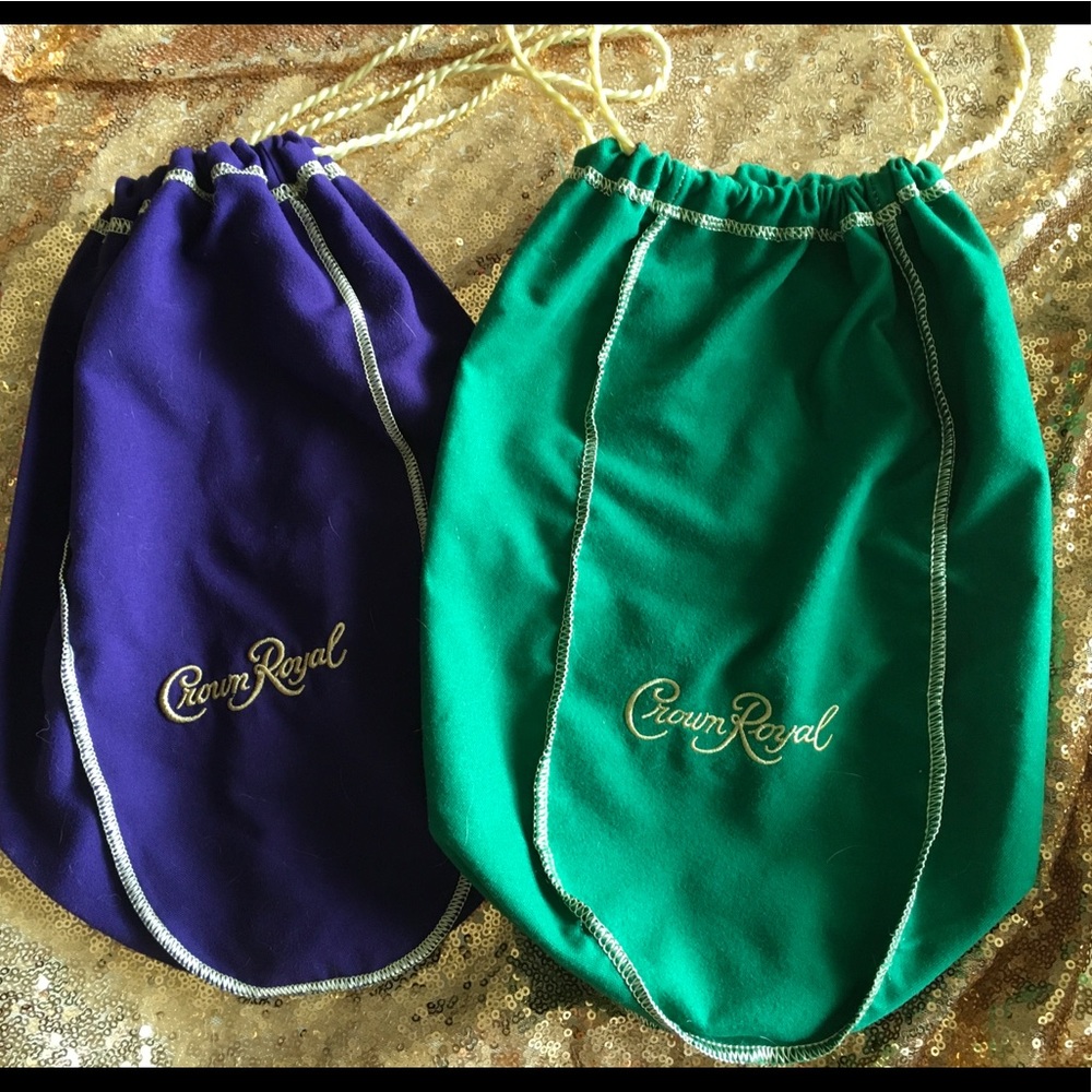 Crown Royal felt bags green and purple GREAT BUNDLING ITEM